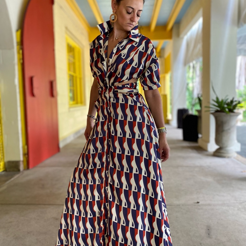 Geometric Patterned Maxi Dress - Picture 9 of 14